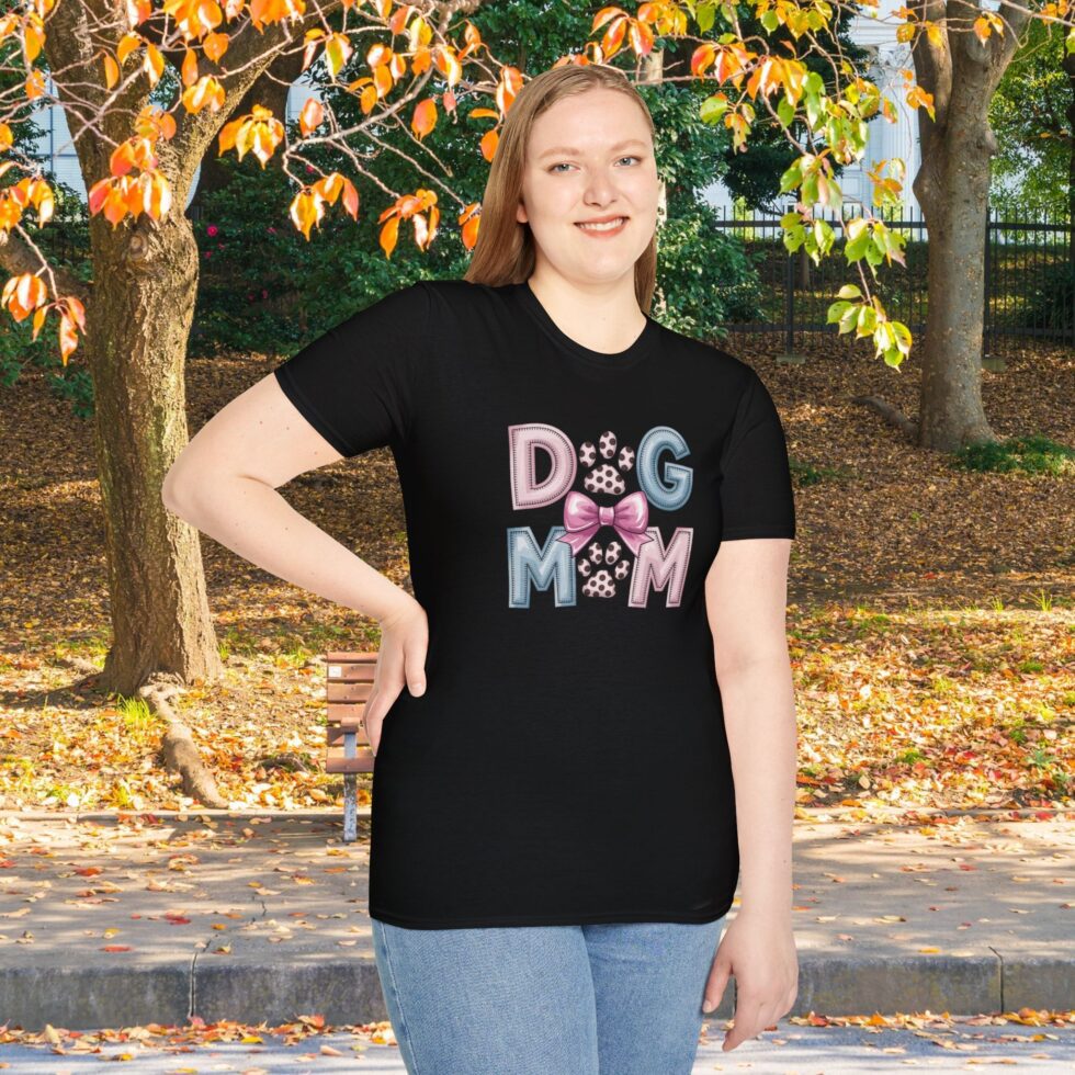 Dog Mom T-Shirt - Image 2